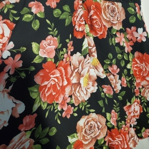 Disney Princess Floral Dress - Picture 9 of 13